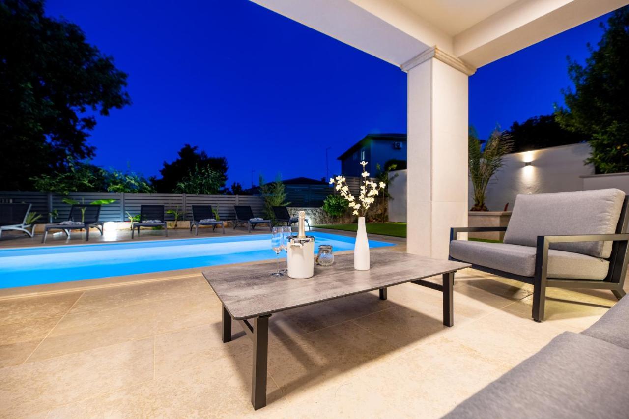 קרק Villa Pafran With Heated Pool Krk מראה חיצוני תמונה