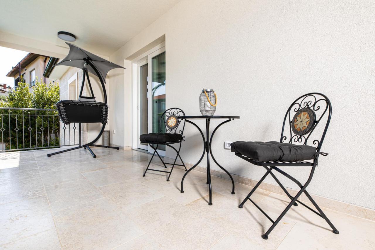 קרק Villa Pafran With Heated Pool Krk מראה חיצוני תמונה