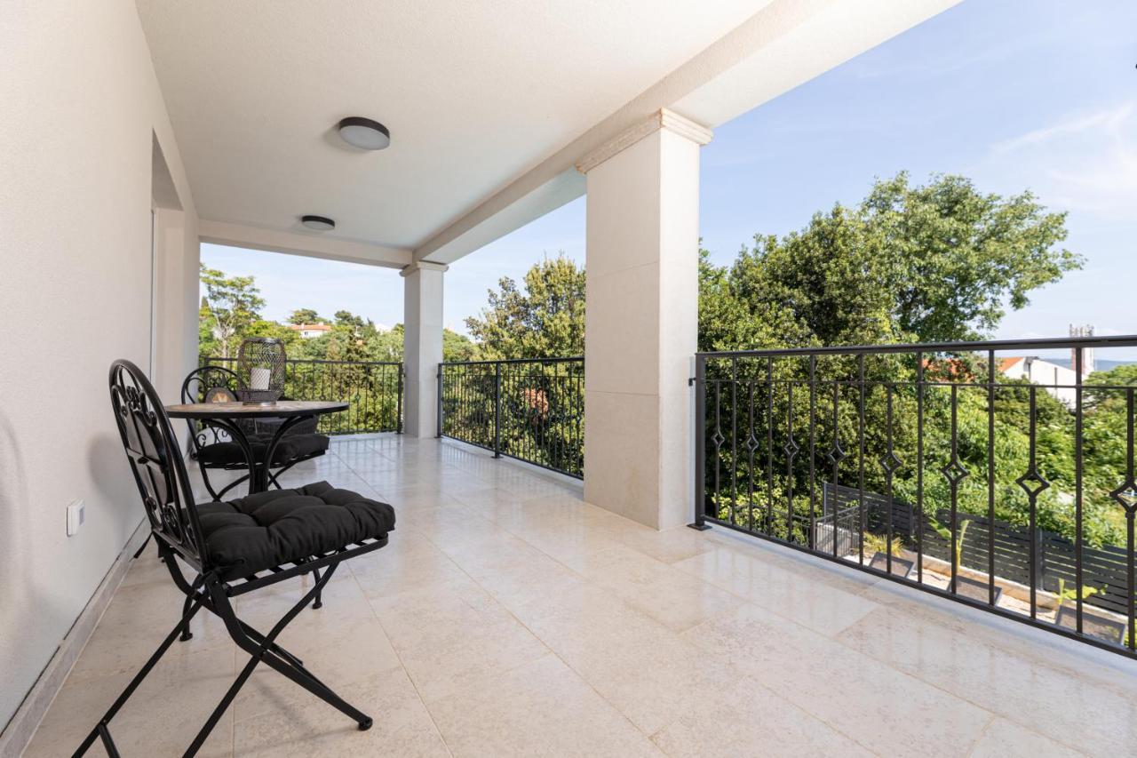 קרק Villa Pafran With Heated Pool Krk מראה חיצוני תמונה